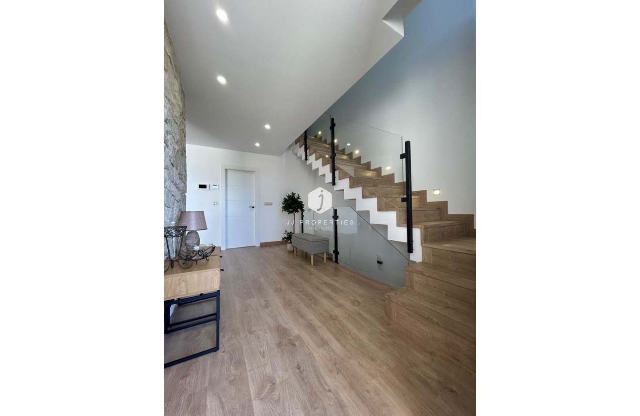 Resale - Chalet -
Dolores - Costa Blanca