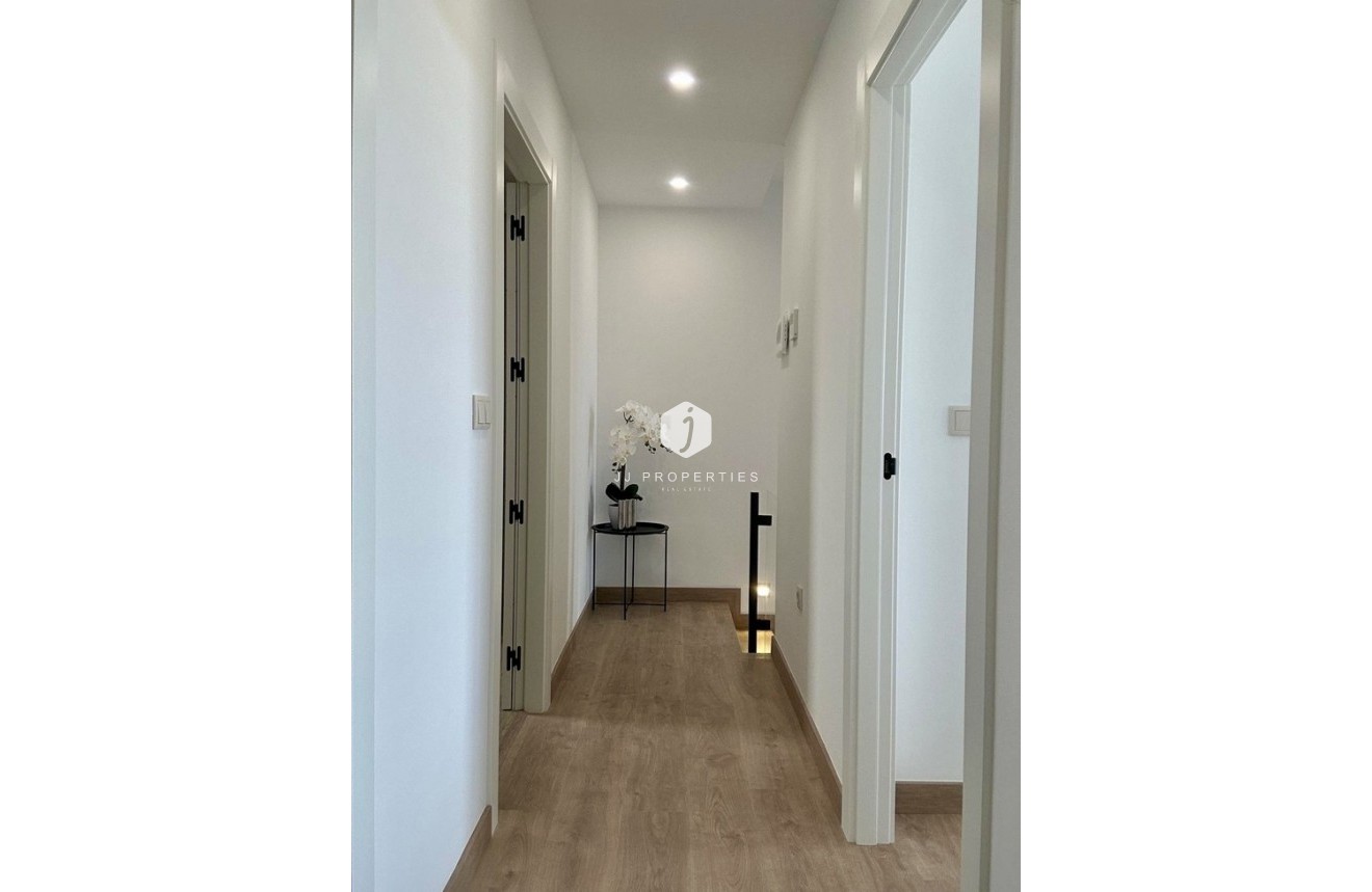 Resale - Chalet -
Dolores - Costa Blanca