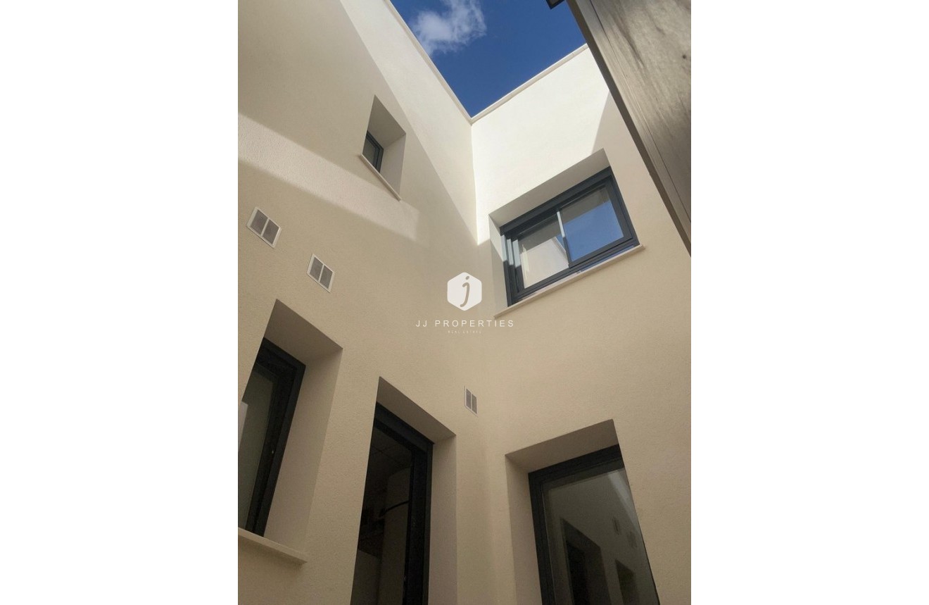 Resale - Chalet -
Dolores - Costa Blanca