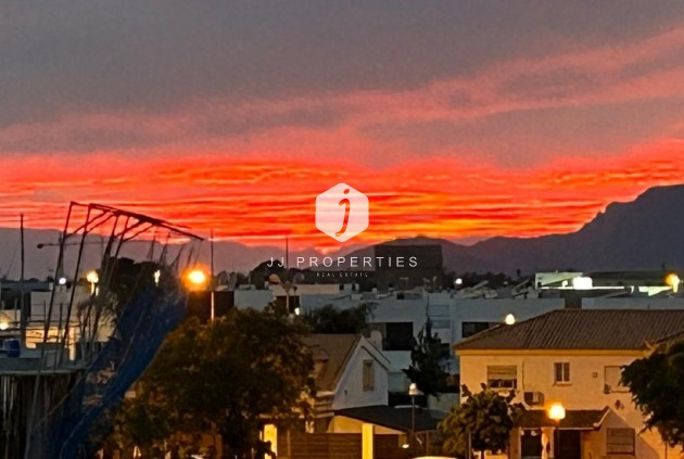 Resale - Chalet -
Dolores - Costa Blanca