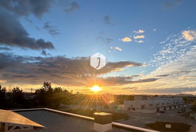 Resale - Chalet -
Dolores - Costa Blanca