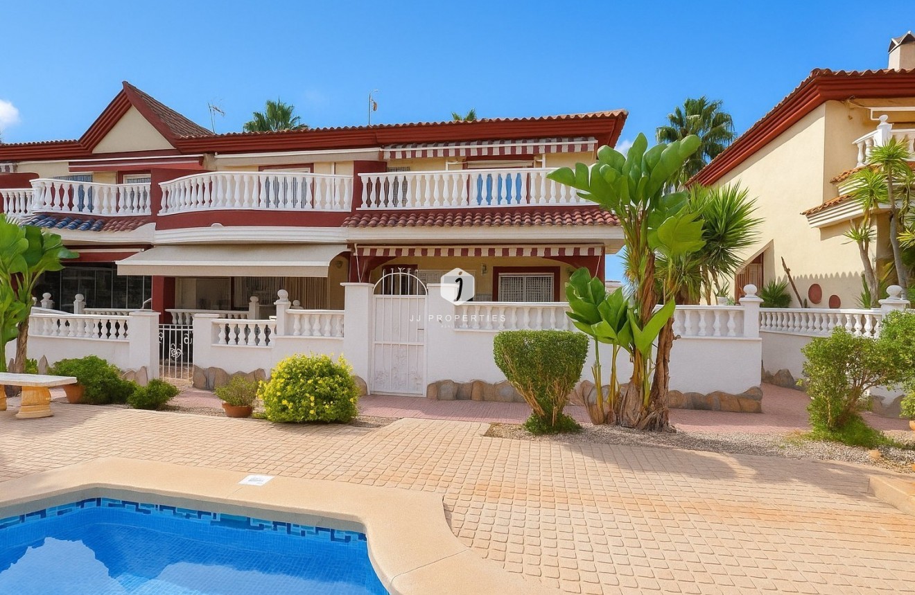 Resale - Chalet -
Ciudad Quesada - Costa Blanca