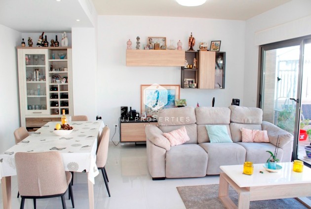 Resale - Villa -
San Miguel de Salinas - Inland