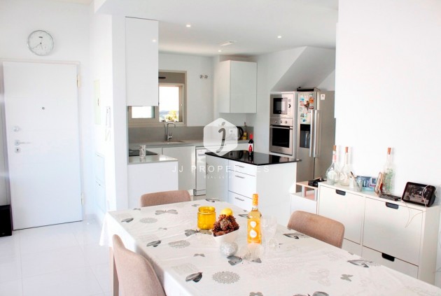 Resale - Villa -
San Miguel de Salinas - Inland