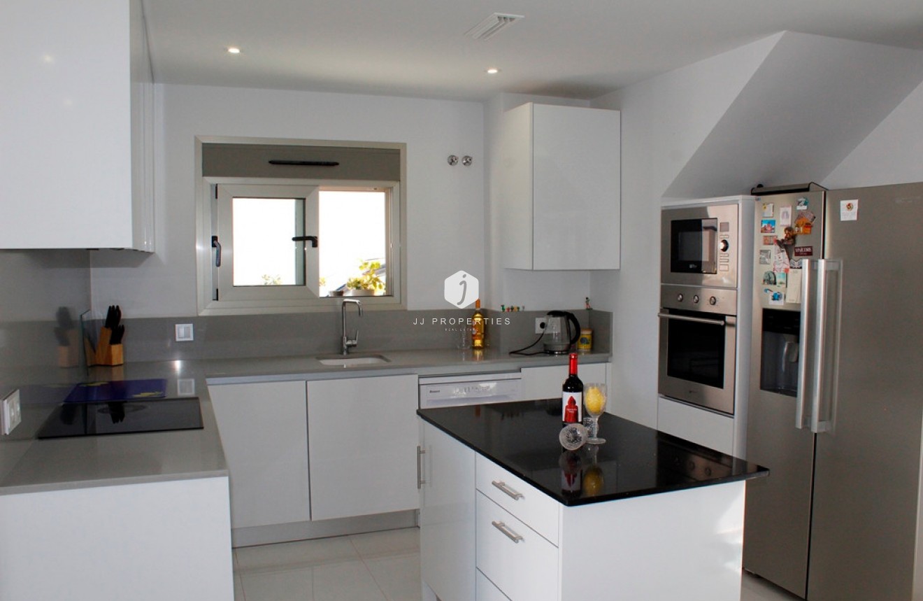 Resale - Villa -
San Miguel de Salinas - Inland