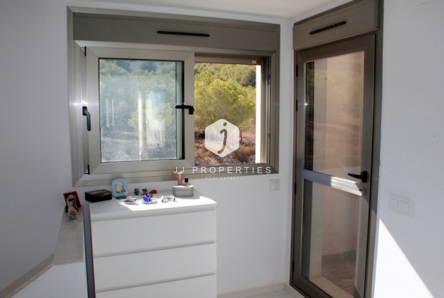 Resale - Villa -
San Miguel de Salinas - Inland