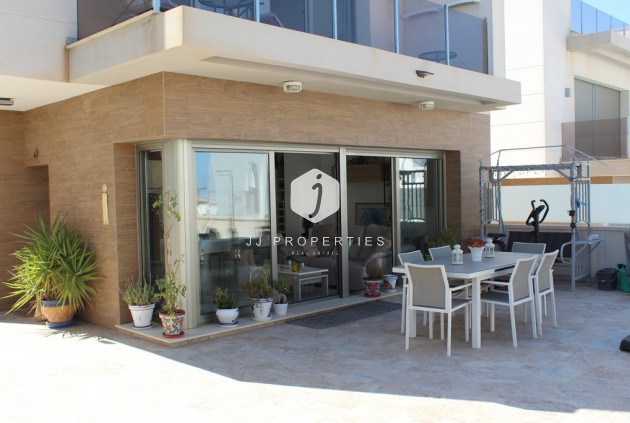 Resale - Villa -
San Miguel de Salinas - Inland