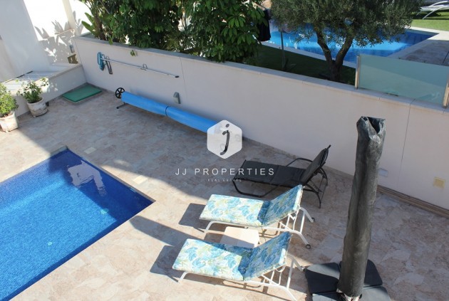 Resale - Villa -
San Miguel de Salinas - Inland