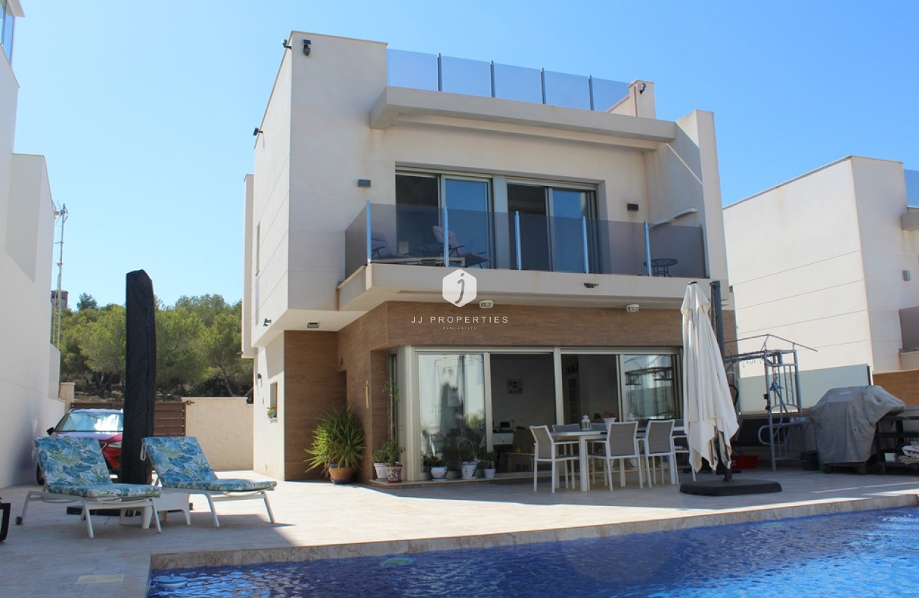 Resale - Villa -
San Miguel de Salinas - Inland