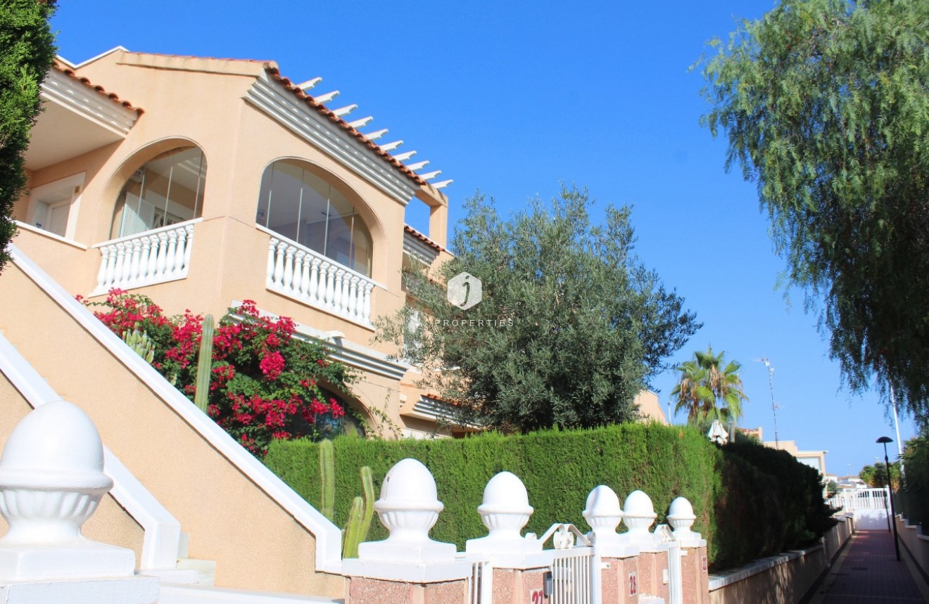 Resale - Penthouse -
Orihuela Costa - Costa Blanca