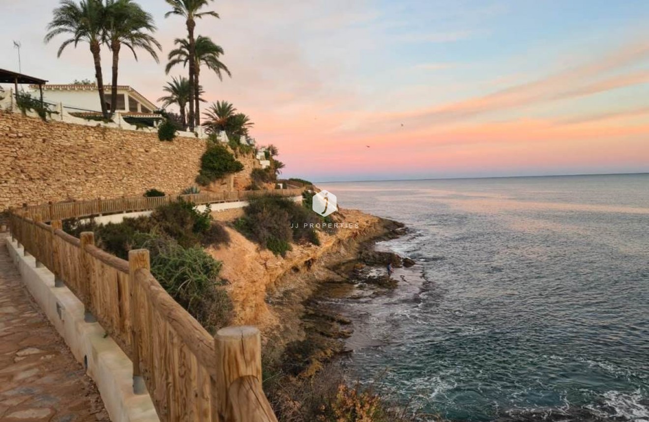 Resale - Penthouse -
Orihuela Costa - Costa Blanca