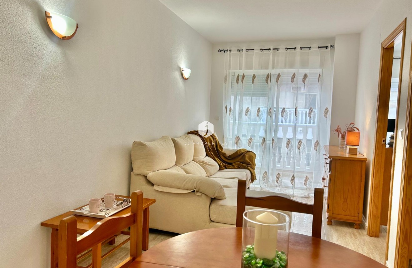 Resale - Apartment / flat -
Torrevieja - Estacion de autobuses