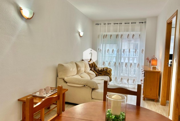 Resale - Apartment / flat -
Torrevieja - Estacion de autobuses