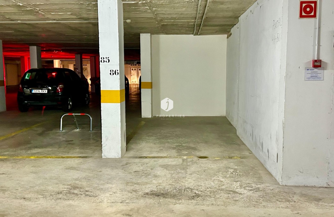 Resale - Apartment / flat -
Torrevieja - Estacion de autobuses