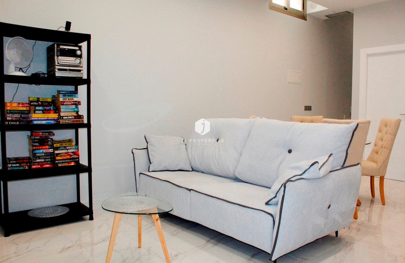 Resale - Villa -
Orihuela Costa - Costa Blanca