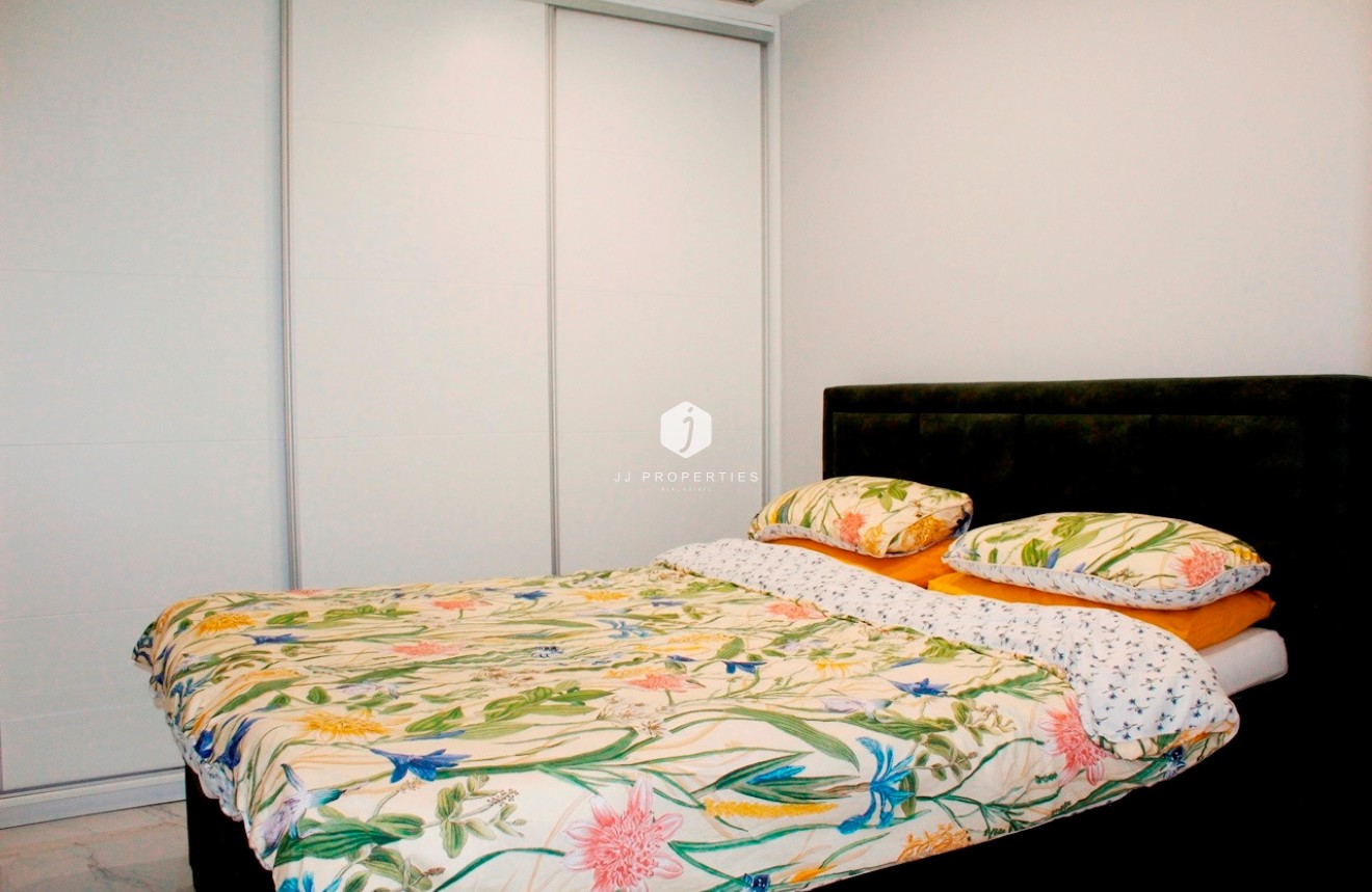 Resale - Villa -
Orihuela Costa - Costa Blanca