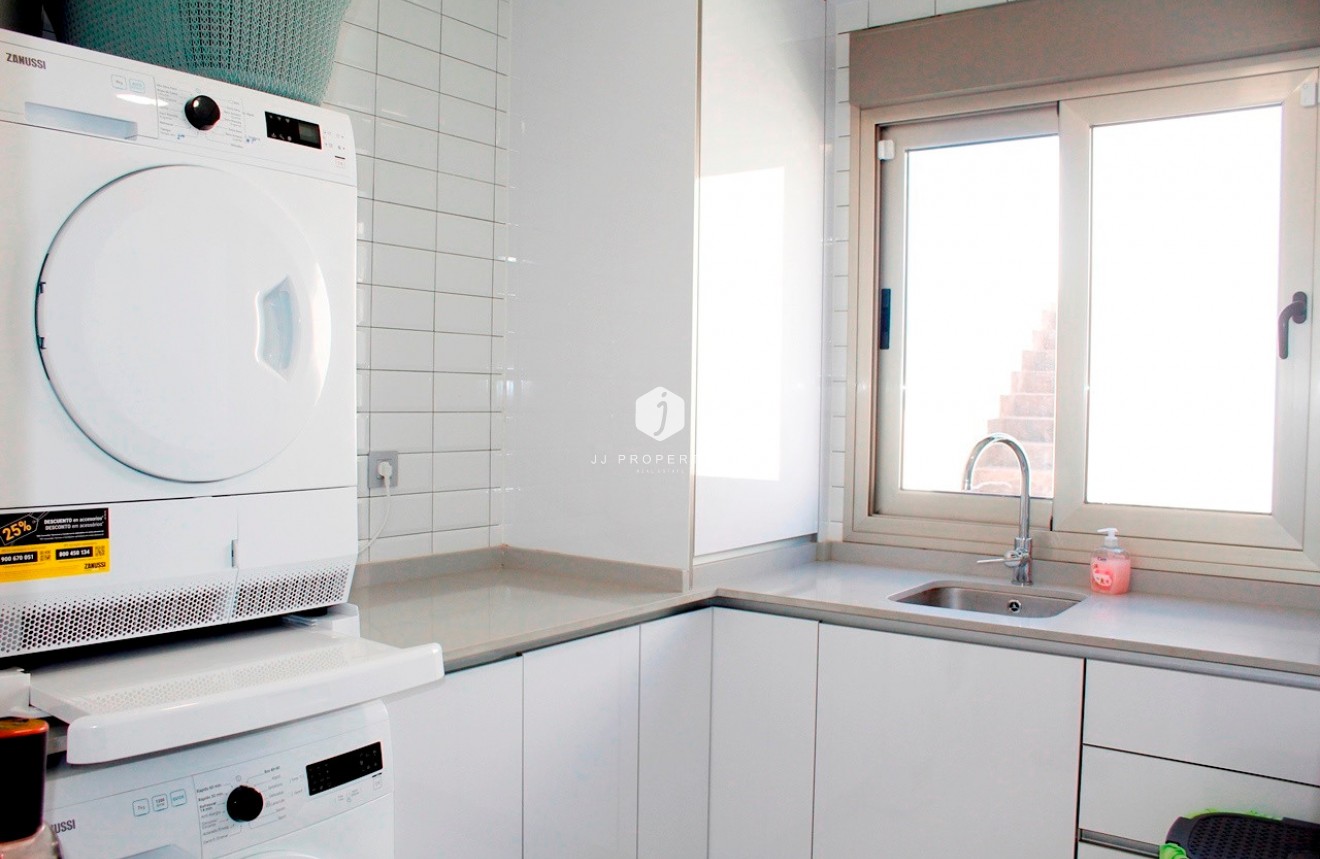 Resale - Villa -
Orihuela Costa - Costa Blanca