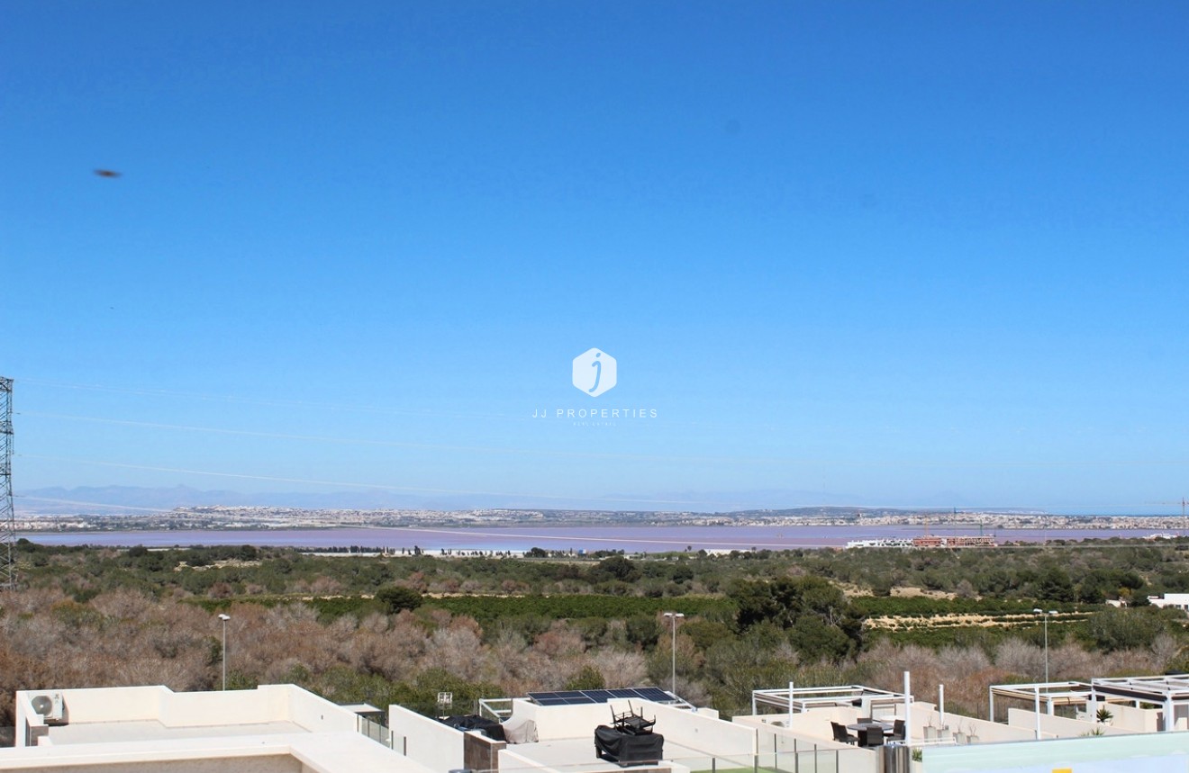 Resale - Villa -
Orihuela Costa - Costa Blanca