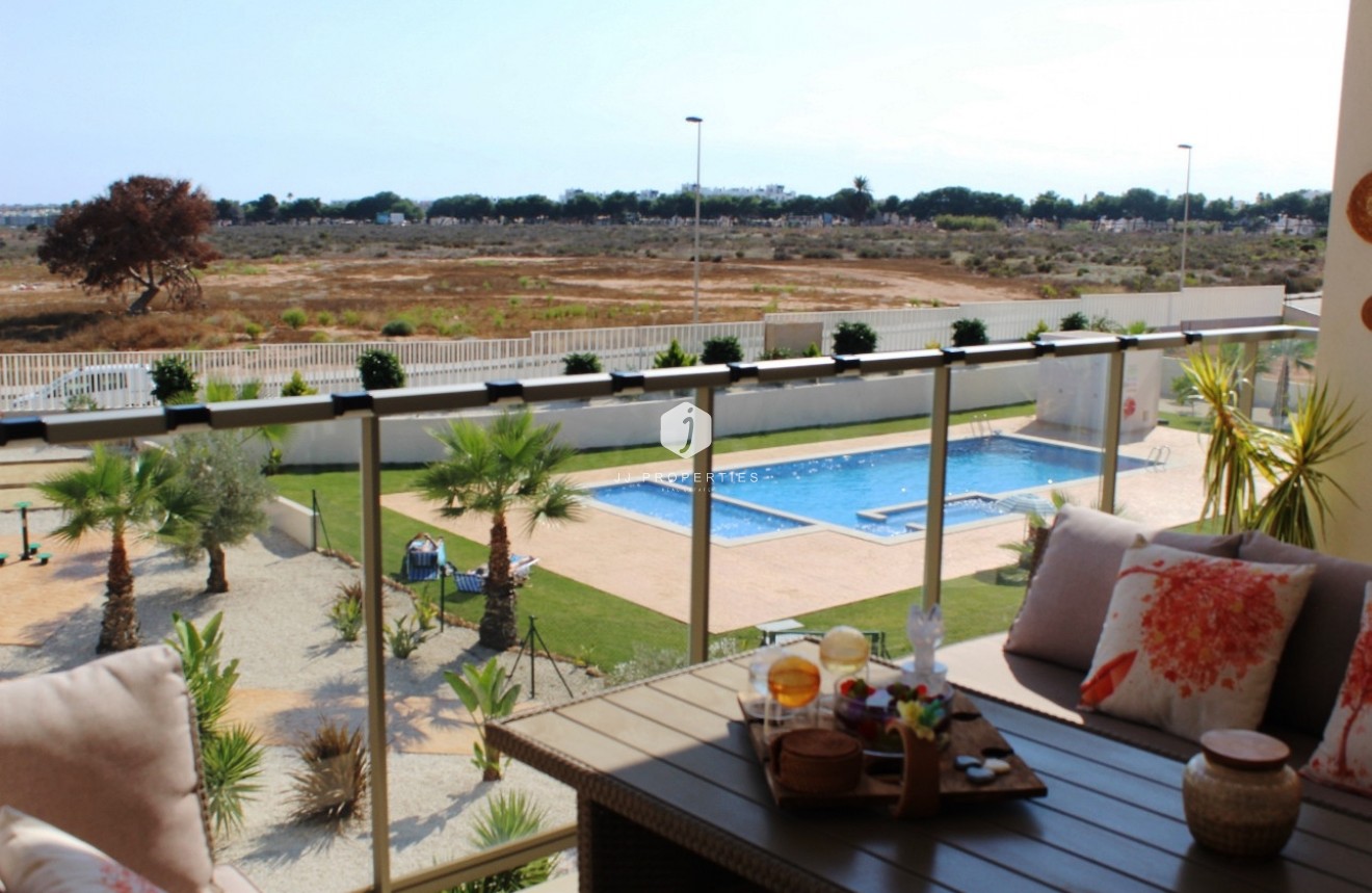 Segunda mano - Apartamento / piso -
Orihuela Costa - Costa Blanca