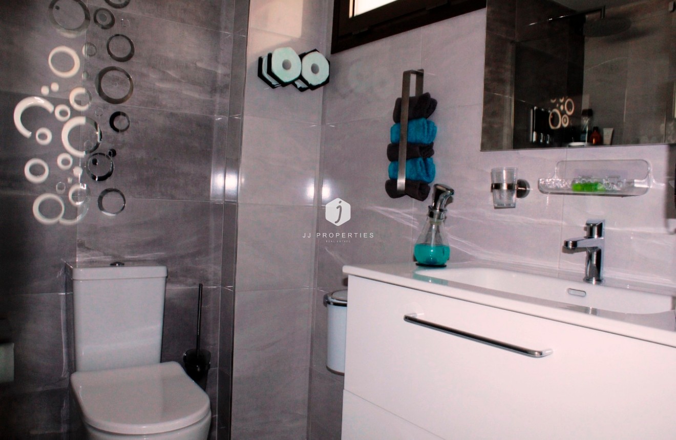 Segunda mano - Apartamento / piso -
Orihuela Costa - Costa Blanca