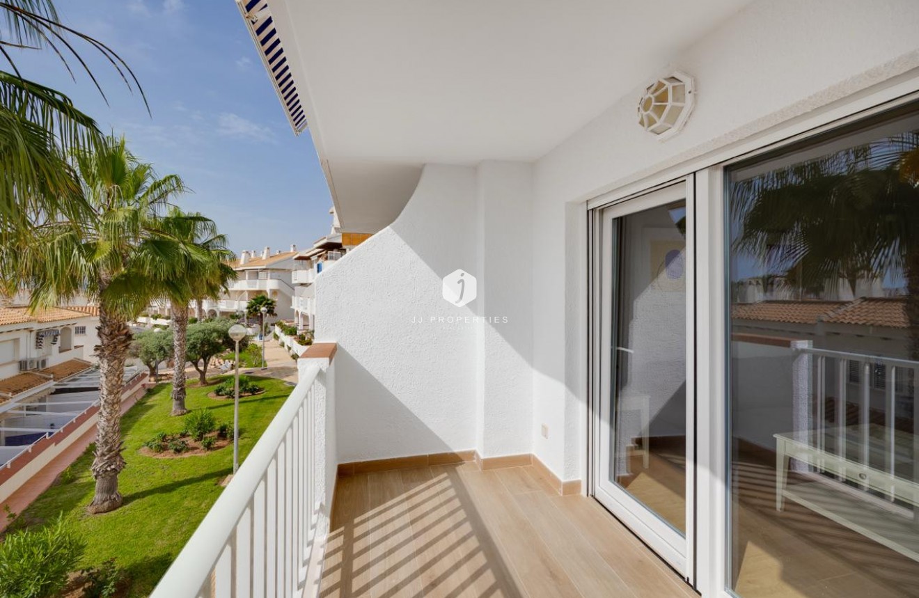 Resale - Apartment / flat -
Orihuela Costa - Costa Blanca