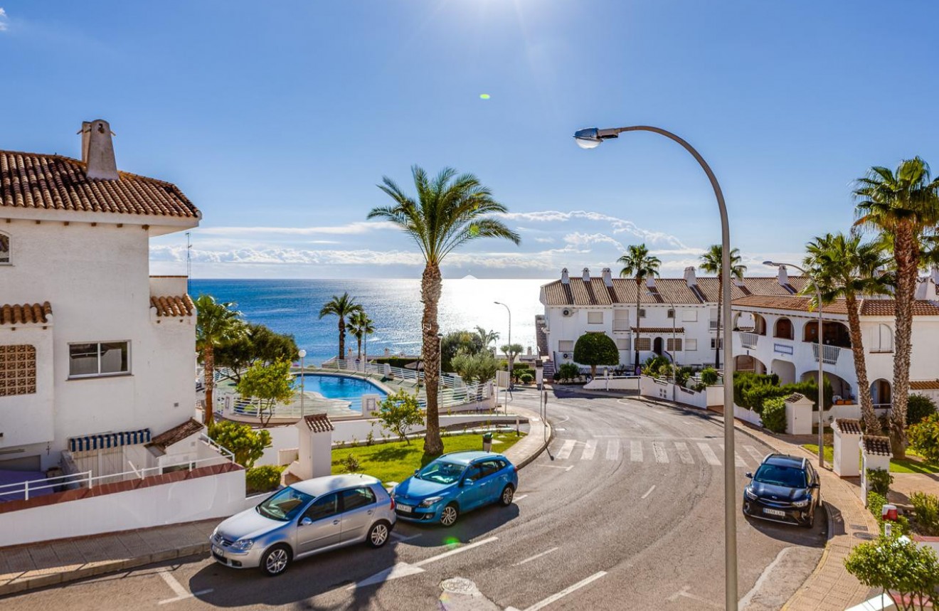 Resale - Apartment / flat -
Orihuela Costa - Costa Blanca