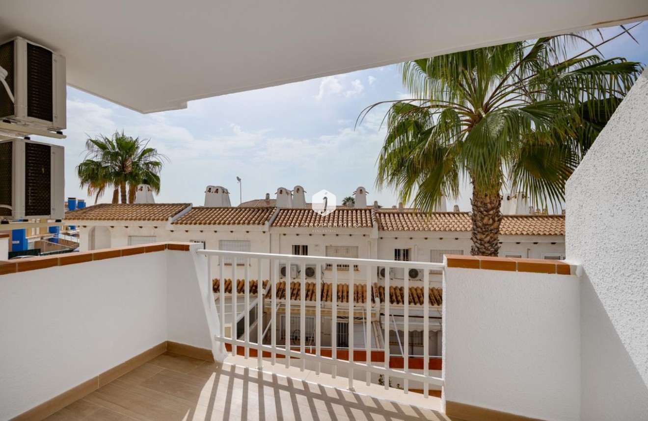 Resale - Apartment / flat -
Orihuela Costa - Costa Blanca