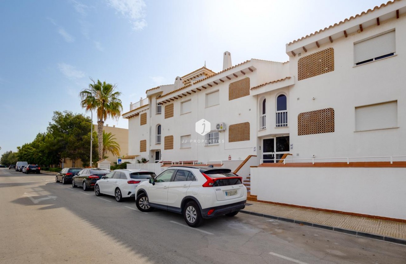 Resale - Apartment / flat -
Orihuela Costa - Costa Blanca