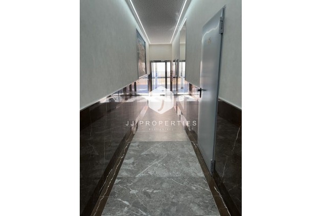 Resale - Apartment / flat -
Torrevieja - Estacion de autobuses