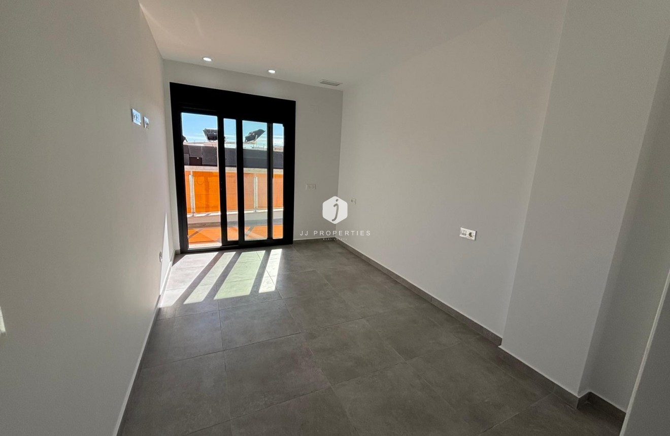 Resale - Apartment / flat -
Torrevieja - Estacion de autobuses