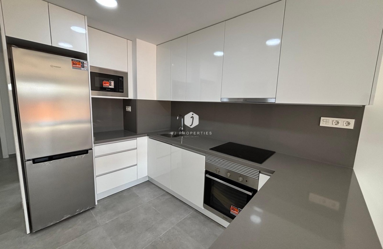 Resale - Apartment / flat -
Torrevieja - Estacion de autobuses