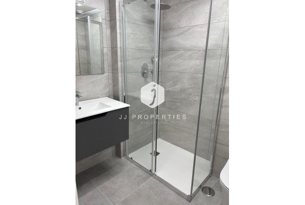 Resale - Apartment / flat -
Torrevieja - Estacion de autobuses