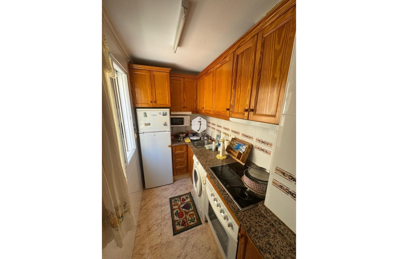 Resale - Apartment / flat -
Torrevieja - Habaneras