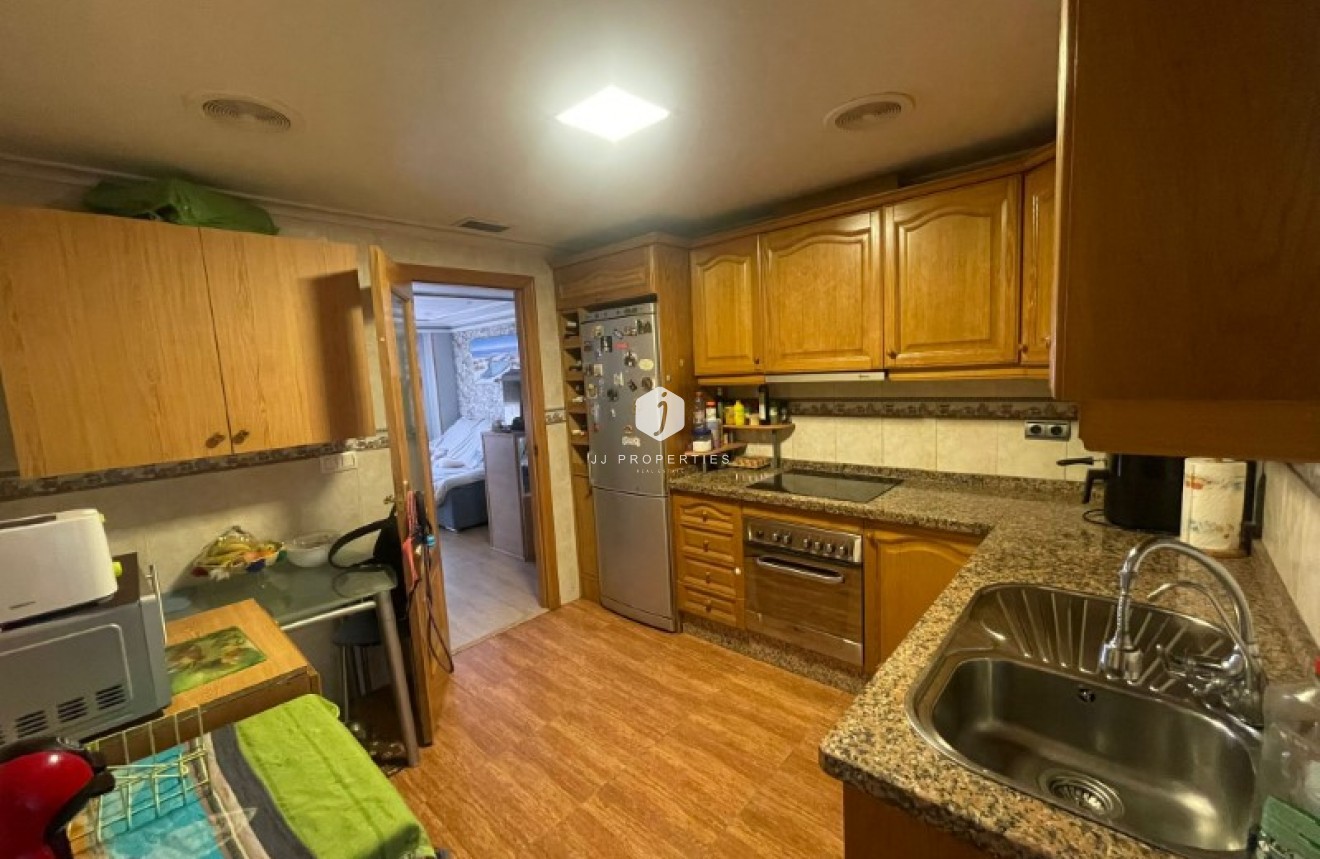 Resale - Apartment / flat -
Torrevieja - Costa Blanca