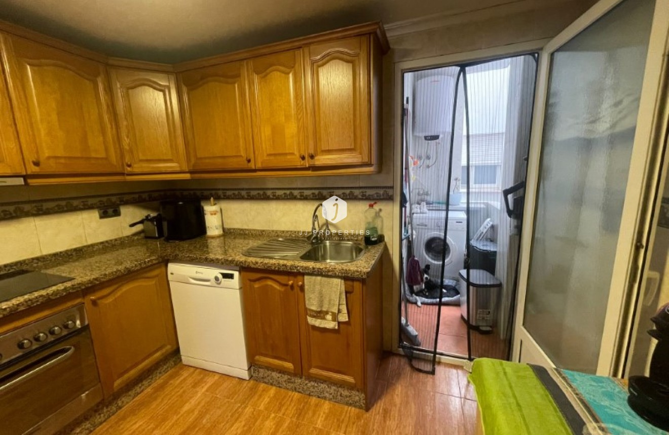 Resale - Apartment / flat -
Torrevieja - Costa Blanca