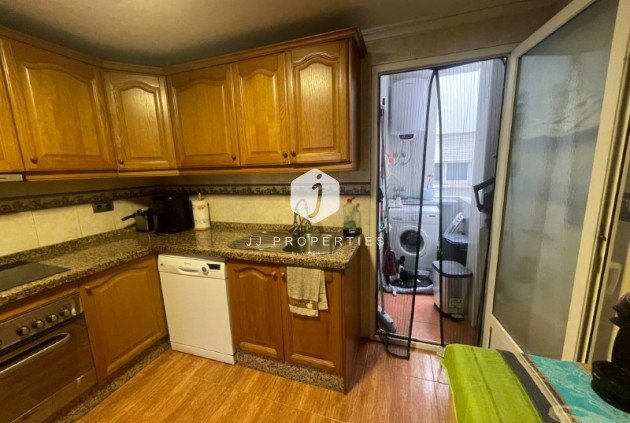 Resale - Apartment / flat -
Torrevieja - Costa Blanca