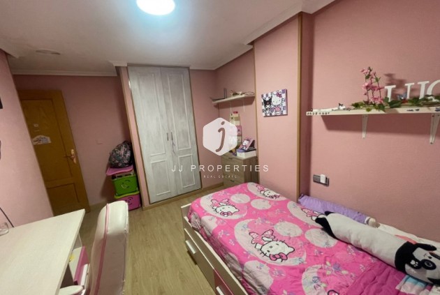 Resale - Apartment / flat -
Torrevieja - Costa Blanca