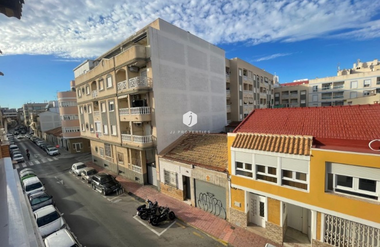 Resale - Apartment / flat -
Torrevieja - Costa Blanca