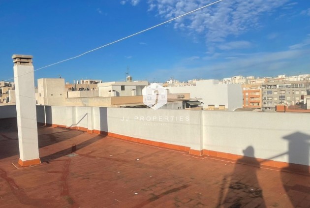 Resale - Apartment / flat -
Torrevieja - Costa Blanca