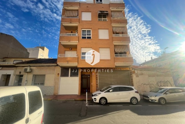 Resale - Apartment / flat -
Torrevieja - Costa Blanca