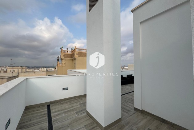 Resale - Apartment / flat -
Torrevieja - Centro