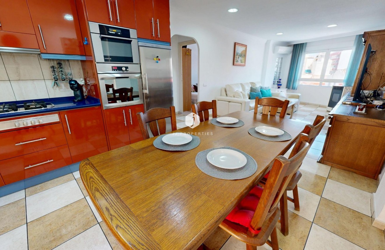 Resale - Apartment / flat -
Torrevieja - Puerto Deportivo Marina Salinas