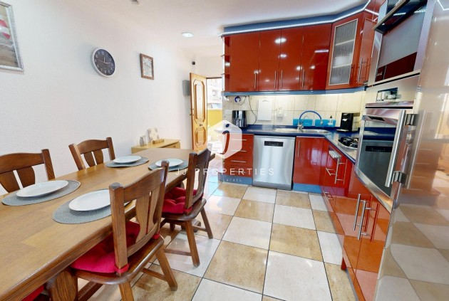 Resale - Apartment / flat -
Torrevieja - Puerto Deportivo Marina Salinas