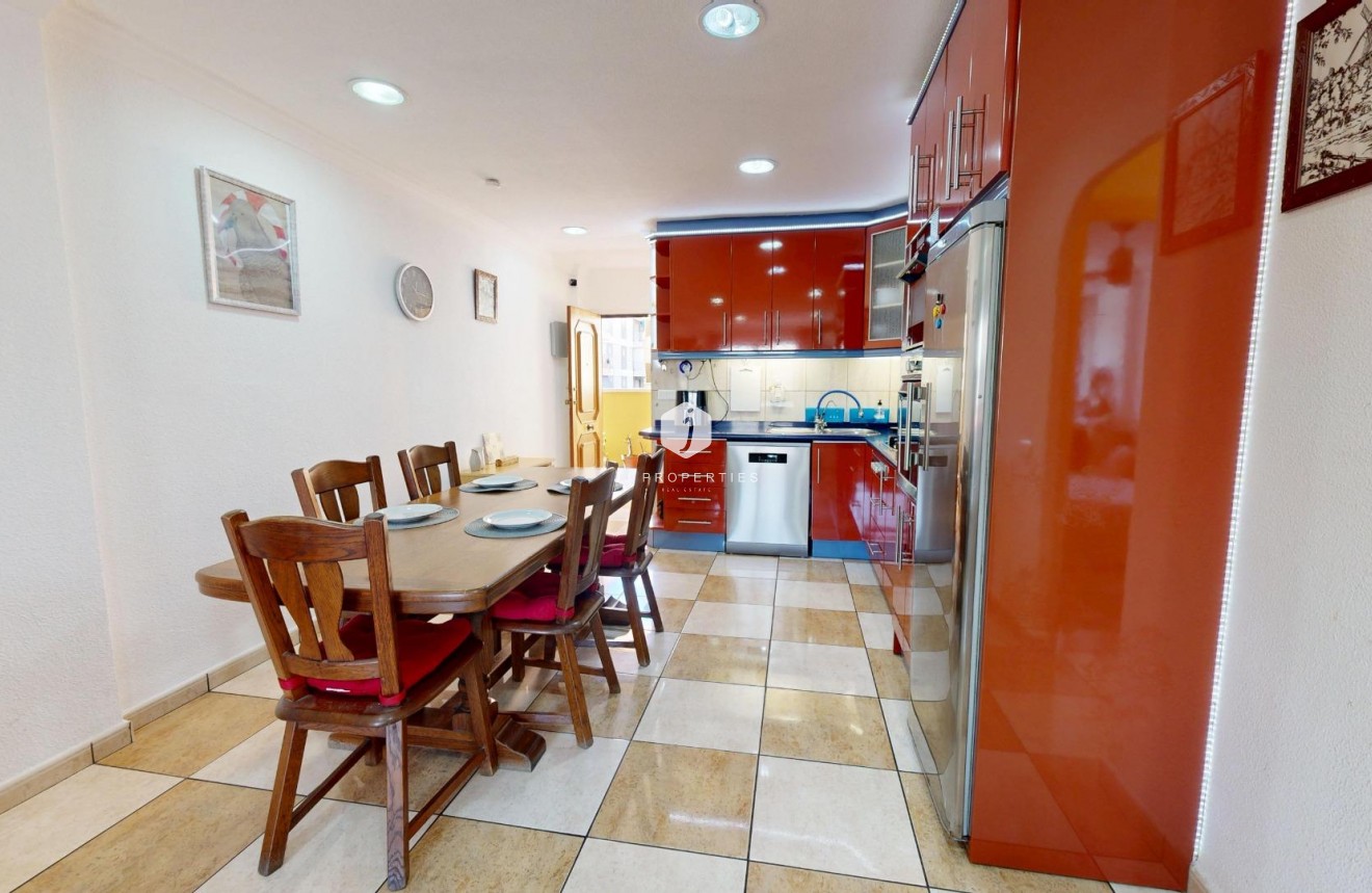 Resale - Apartment / flat -
Torrevieja - Puerto Deportivo Marina Salinas