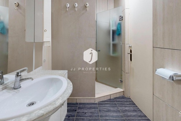 Resale - Apartment / flat -
Torrevieja - Puerto Deportivo Marina Salinas