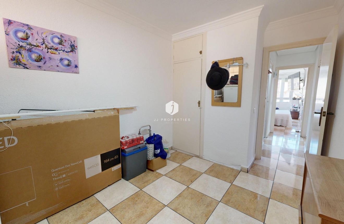 Resale - Apartment / flat -
Torrevieja - Puerto Deportivo Marina Salinas