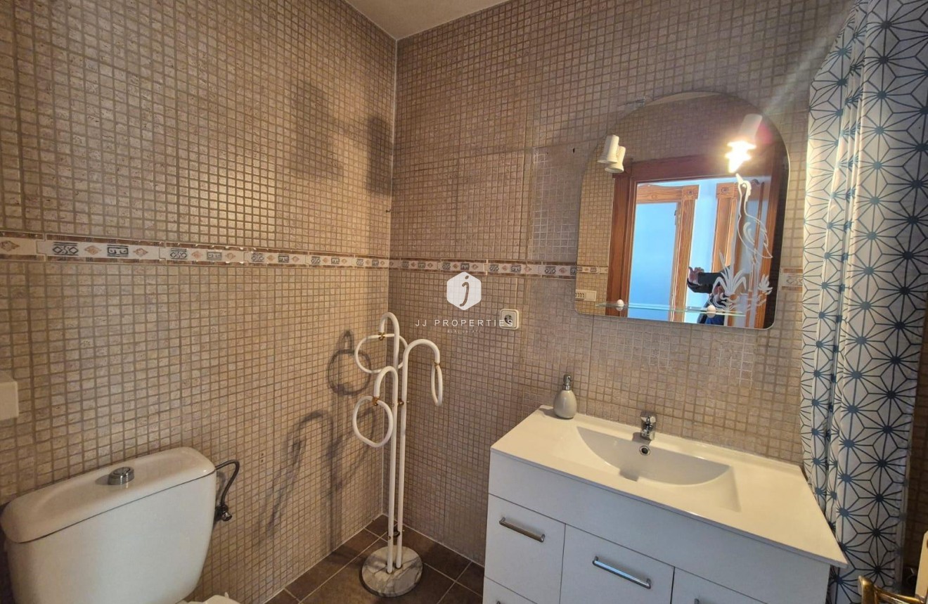 Resale - Chalet -
Torrevieja - Los Balcones