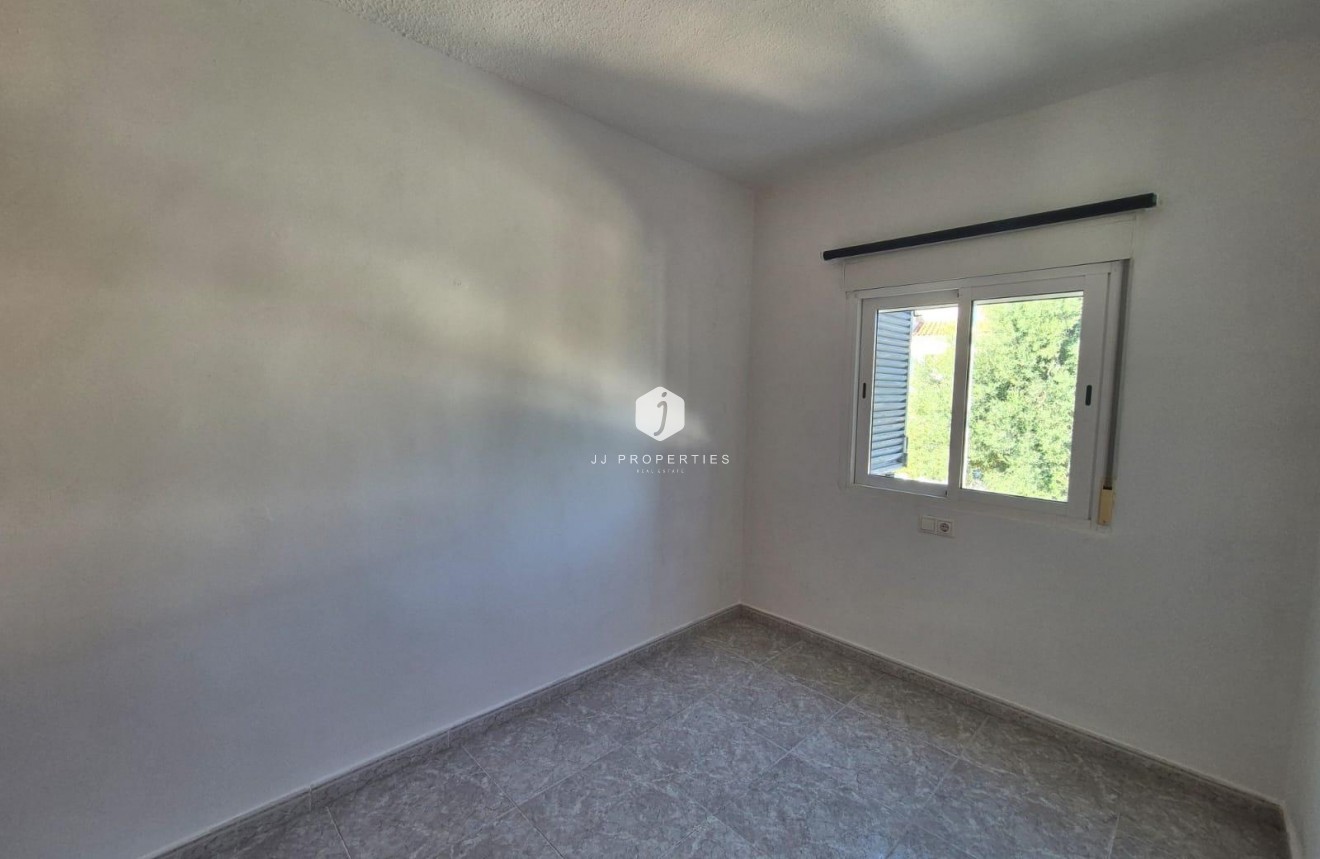 Resale - Chalet -
Torrevieja - Los Balcones