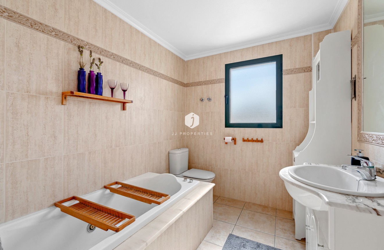 Resale - Villa -
Algorfa - Inland