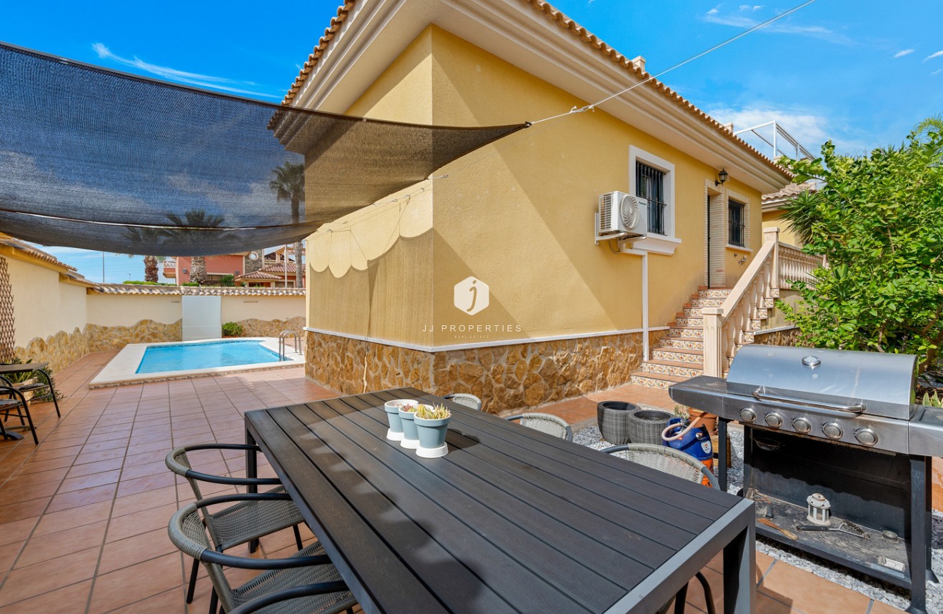 Resale - Villa -
Algorfa - Inland